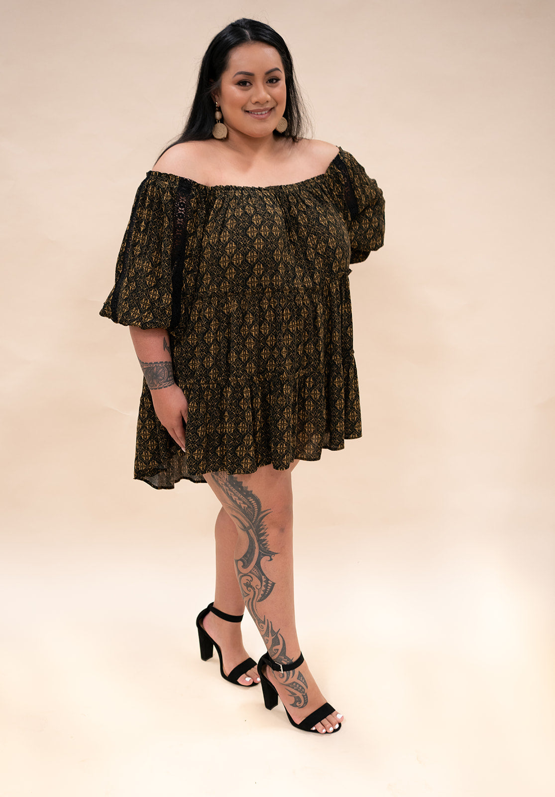 HOKU off-the-shoulder dress