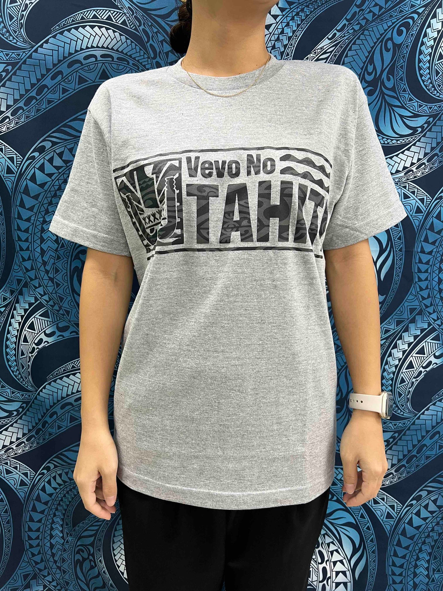Vevo no Tahiti -Toru- Tシャツ