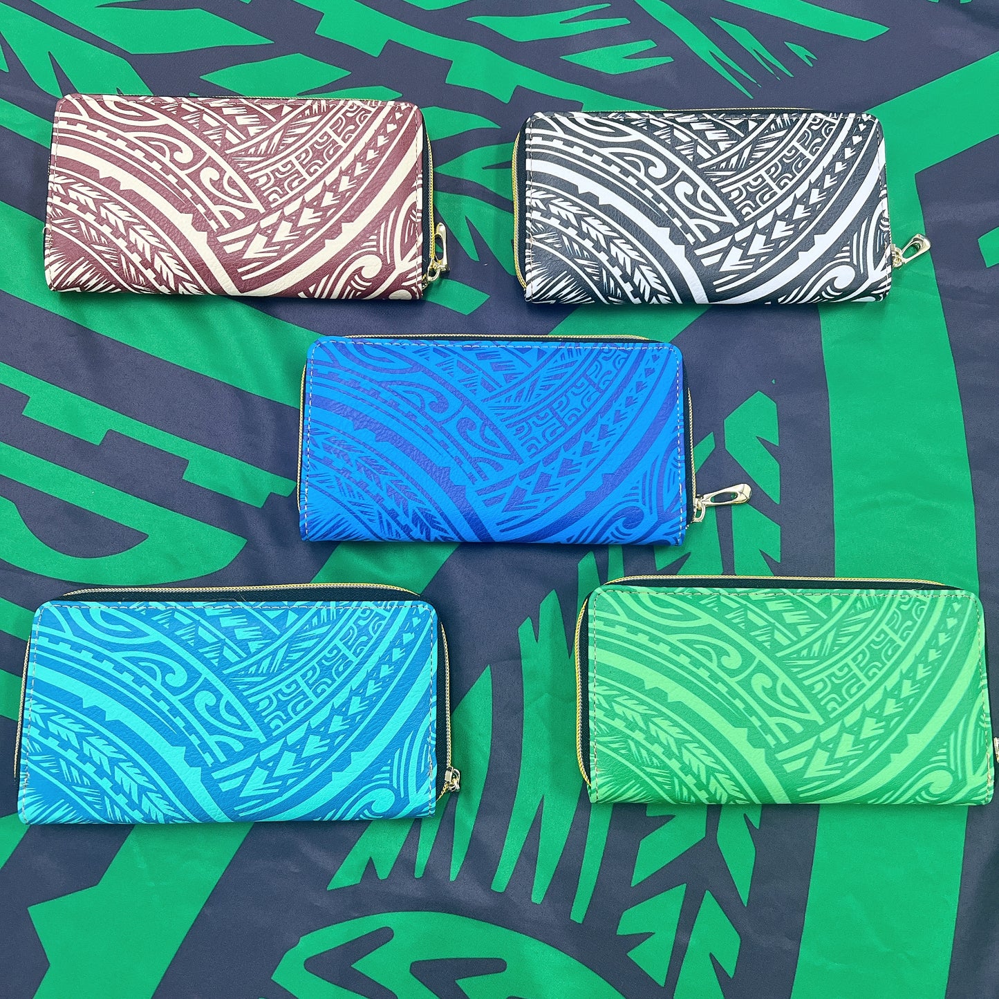 Polynesian long wallet