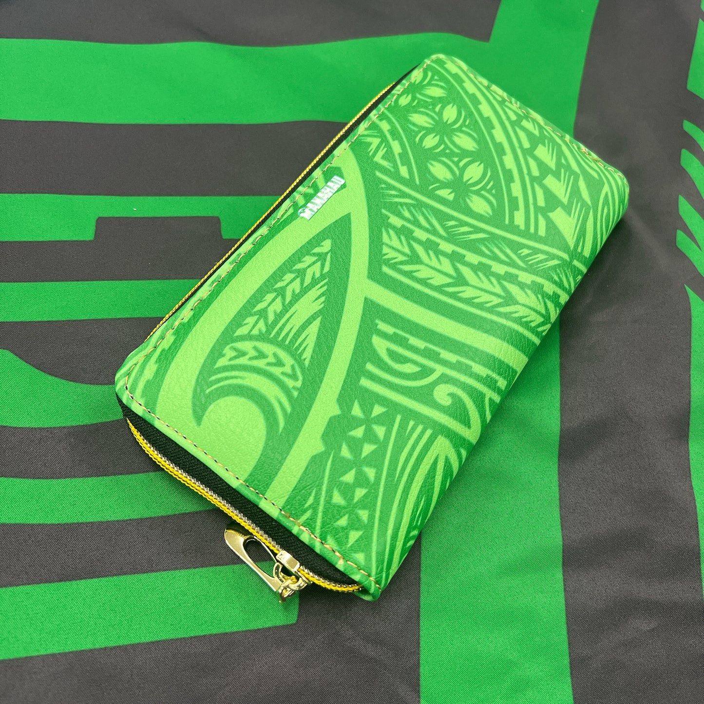 Polynesian long wallet