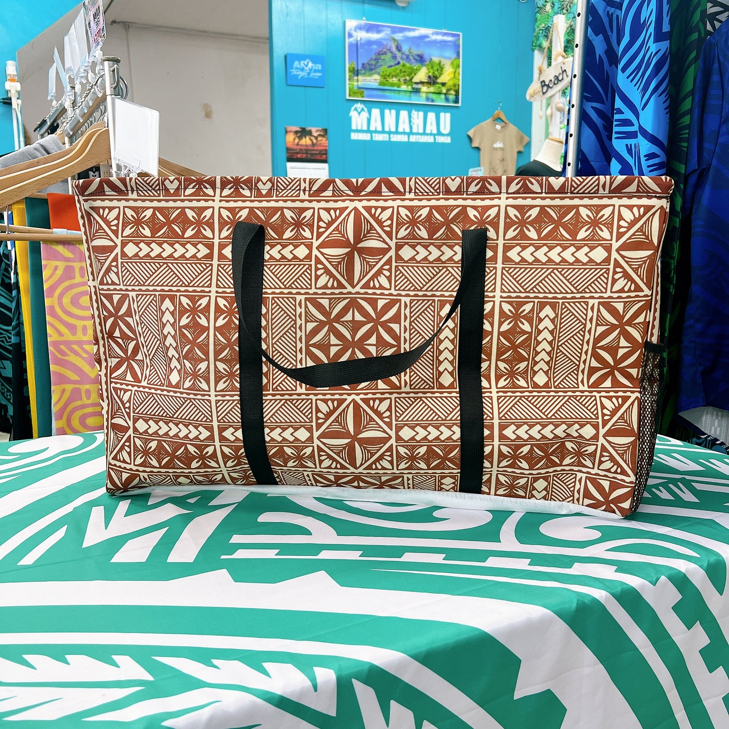 Polynesian long wallet