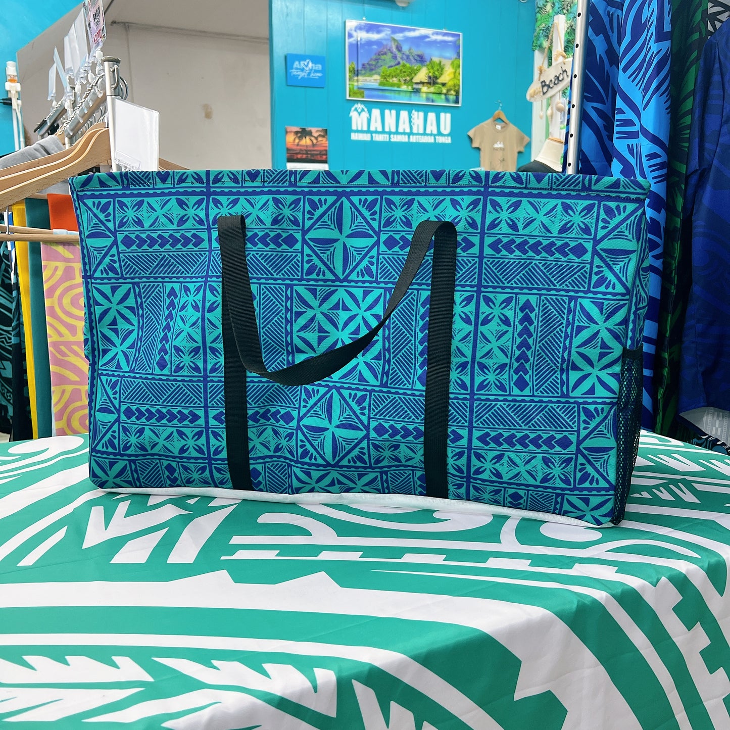 Polynesian long wallet