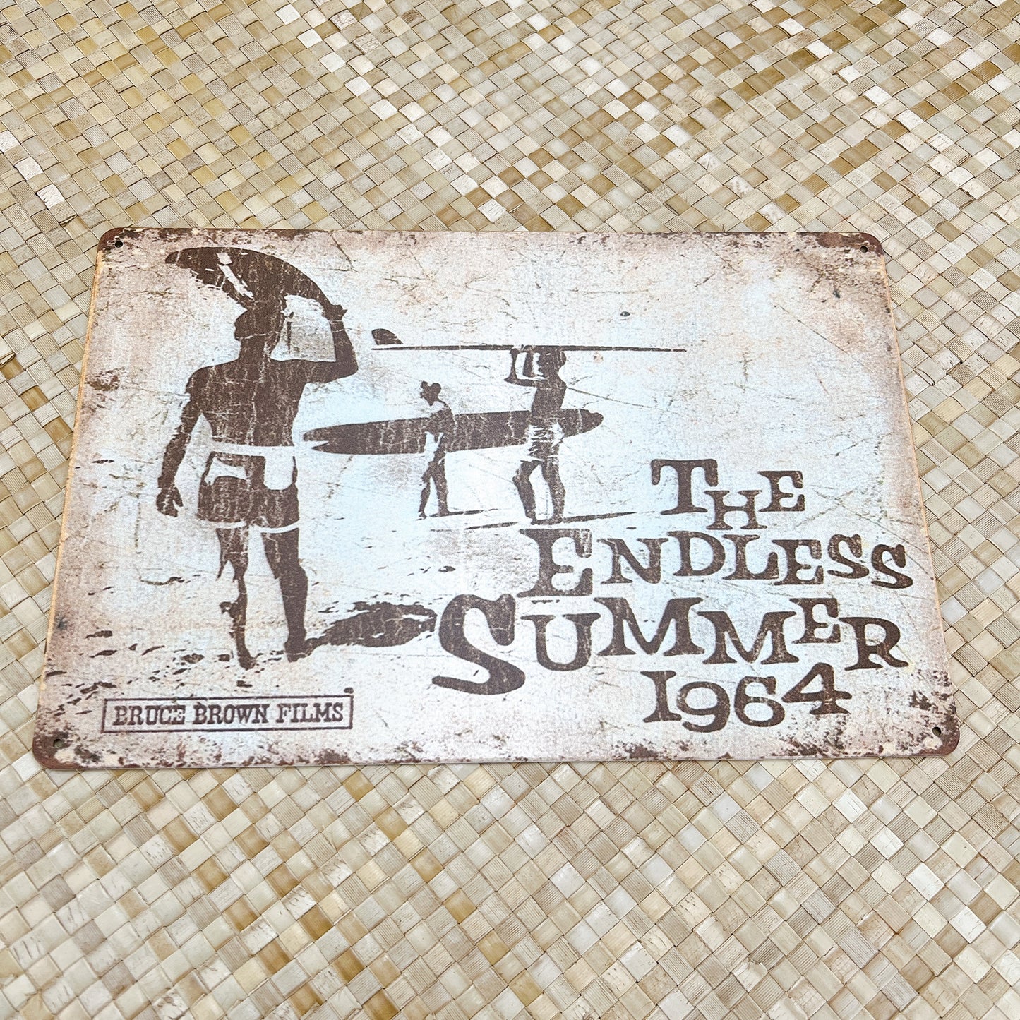 Tin-like Hawaiian plate