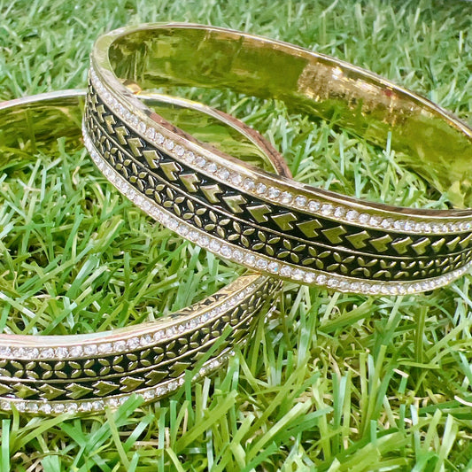 Samoan pattern bangle