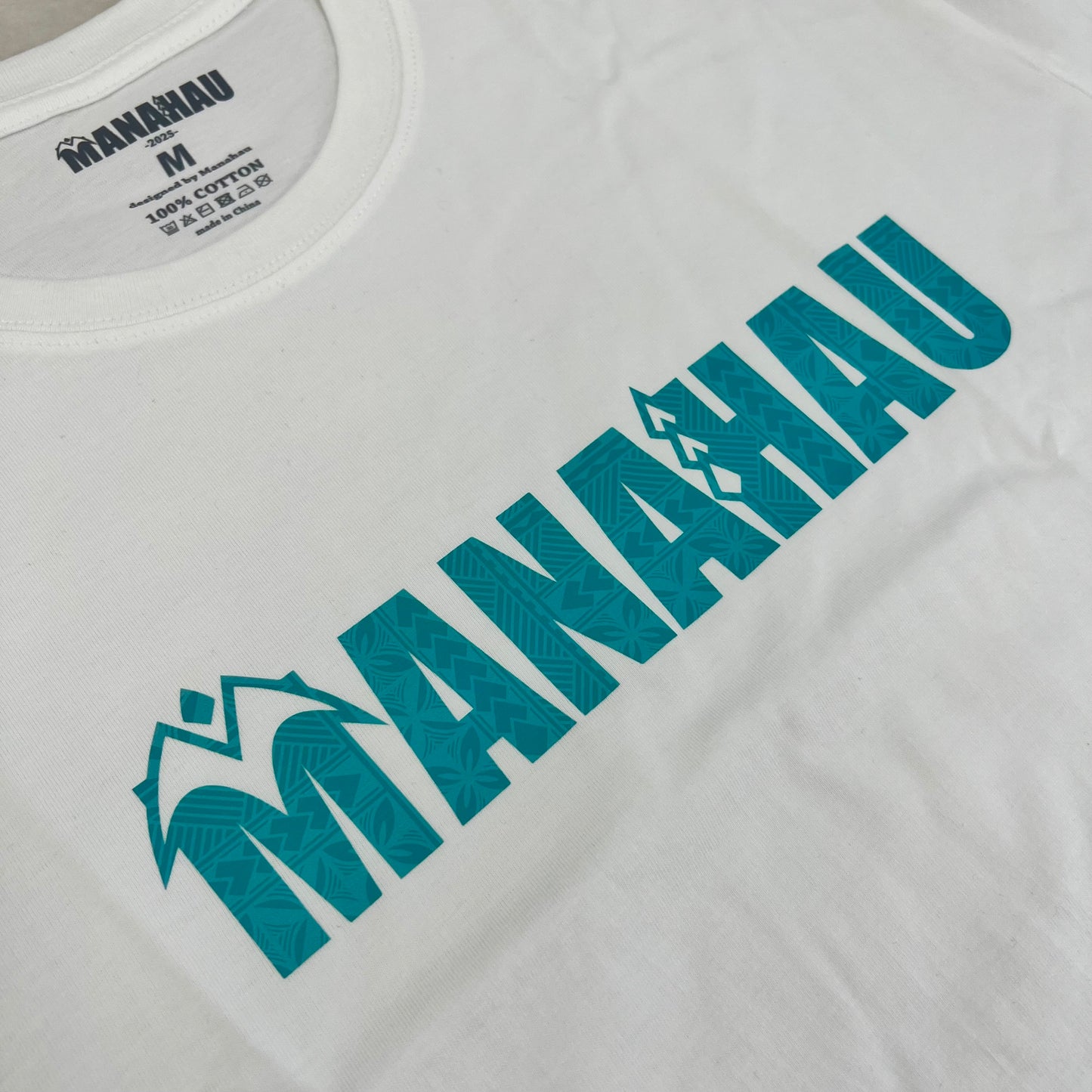 MANAHAU Logo -2025- Tシャツ