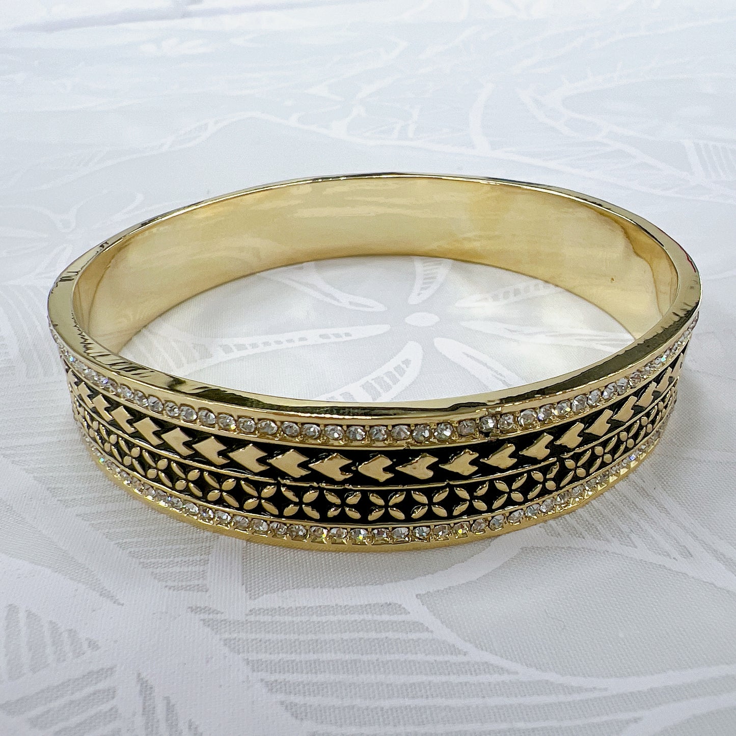 Samoan pattern bangle