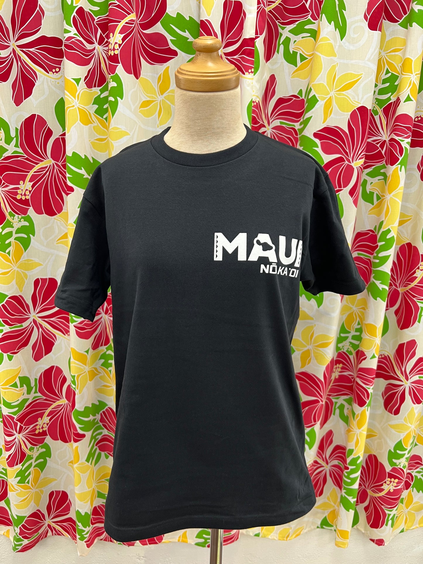 Maui Nō Ka `Oi Tシャツ