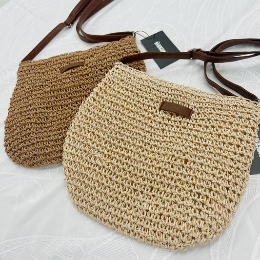 Basket weave shoulder bag