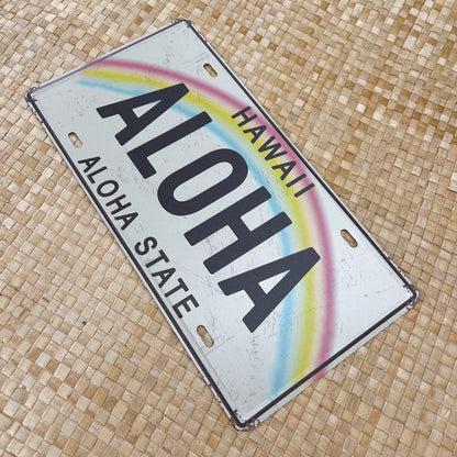 Tin-style Hawaiian license plate -ALOHA STATE-